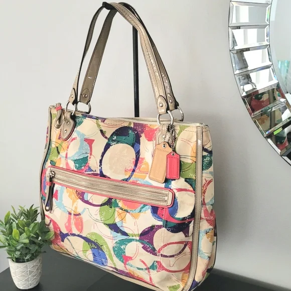 Coach Multicolor Signature Shoulder Bag - Picture 4 of 12